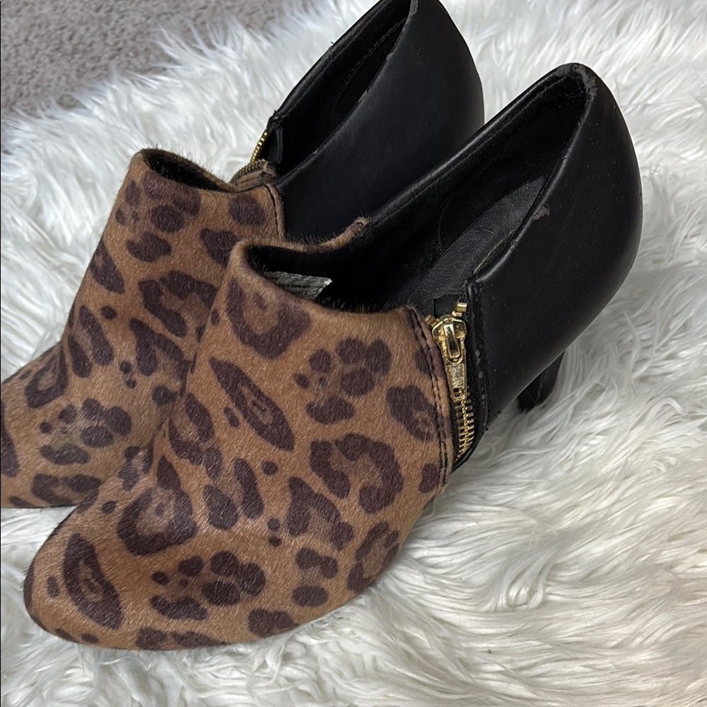 DexFlex Leopard Print Ankle Boots - Black and Brown